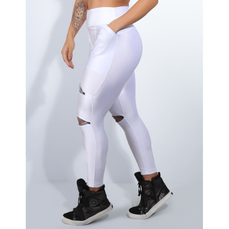 Calça Branca em Poliamida Texturizada com Recortes de Cirrê e Bolsos Laterais | Ref: 3.3.2221TEXT-02