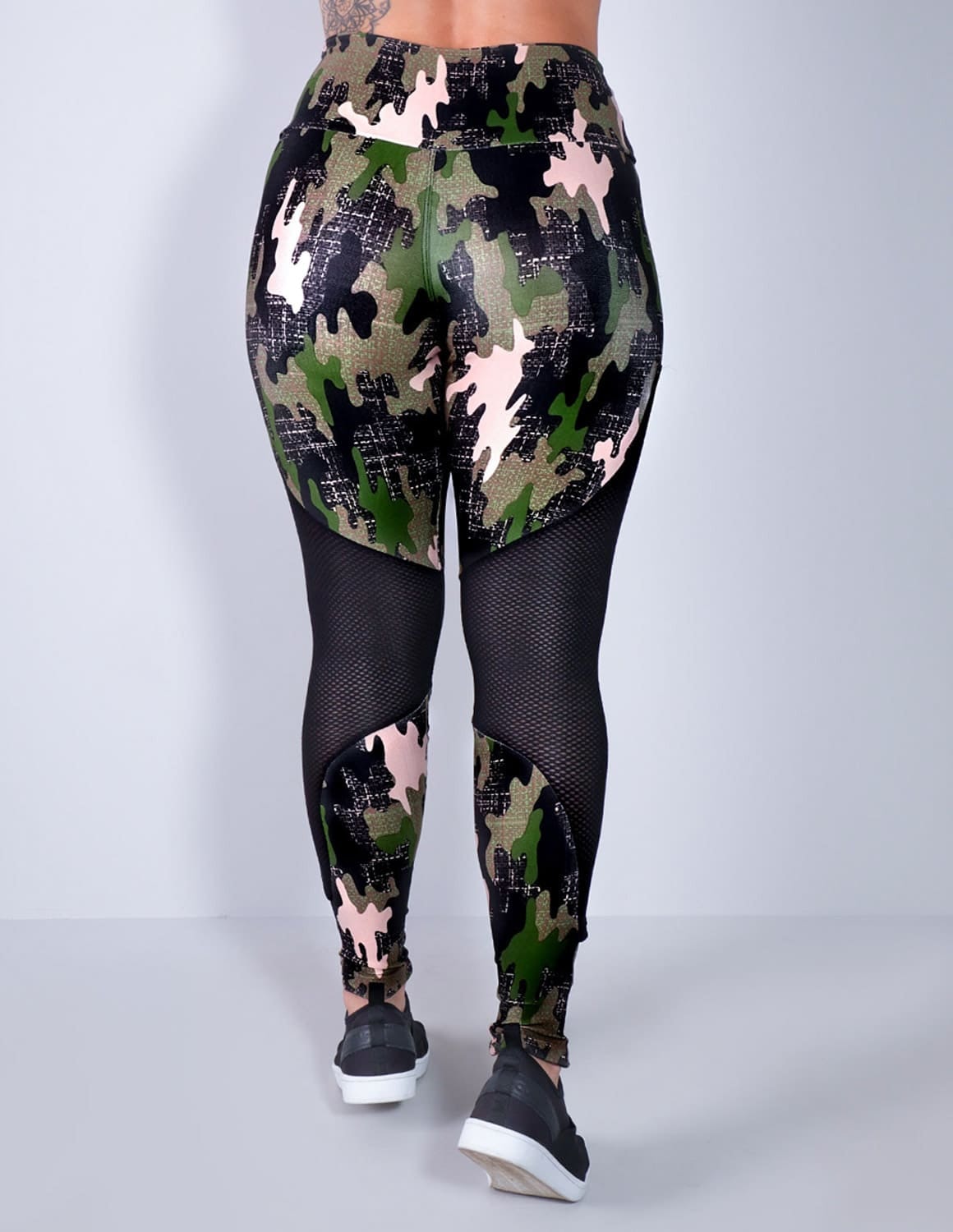 Calça Legging Camuflada com Recortes de Tela | Ref: 4.4.4282-3158
