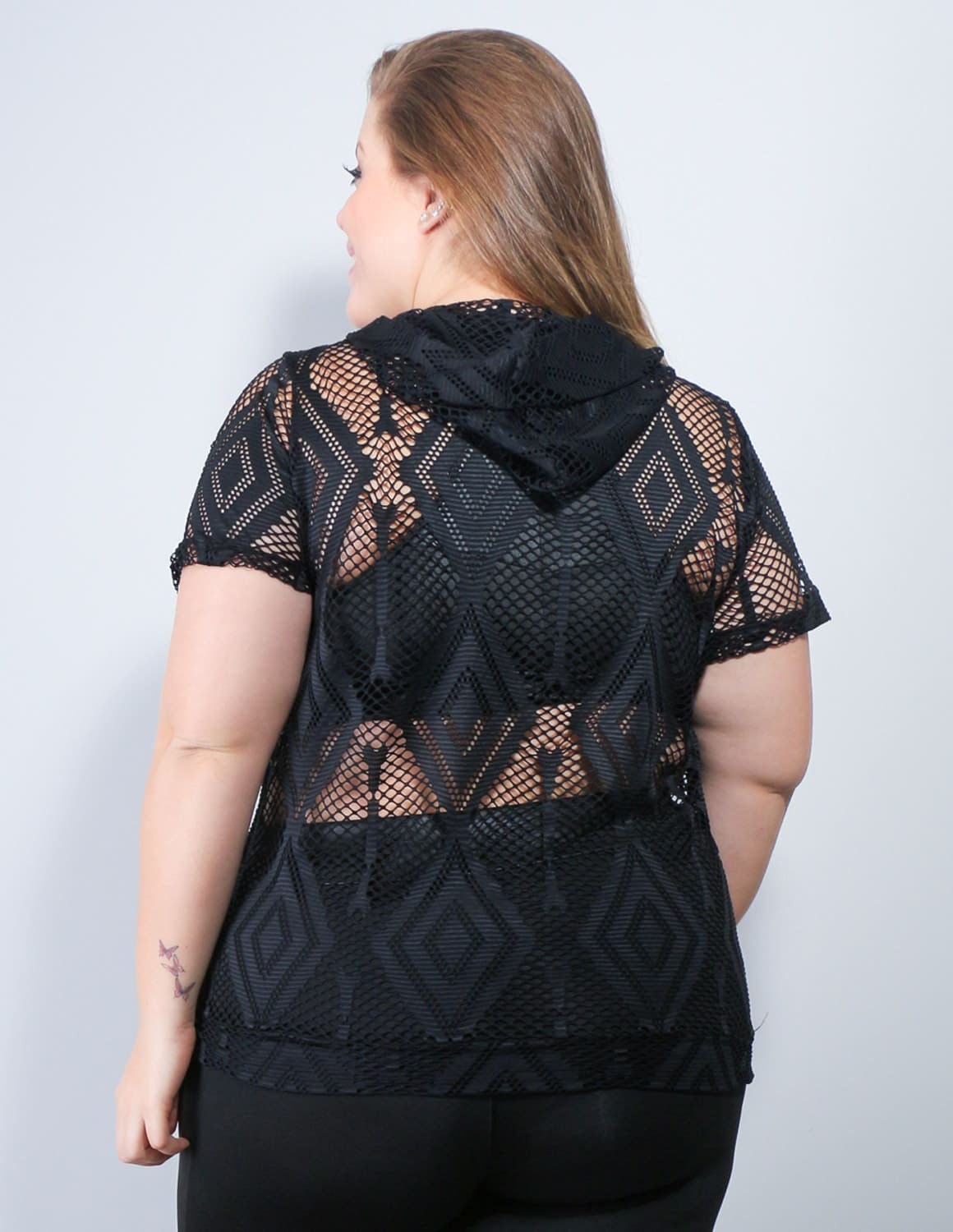 Blusa Preta Plus Size em Tela | Ref: 4.4.4419-01