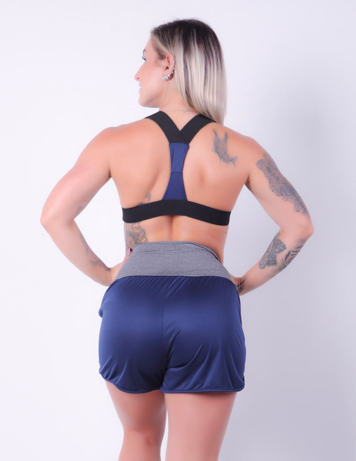 Conjunto para Academia Fitness em Dry Fit com Short e Top com Bojo | Ref: 8.8.0212-1803