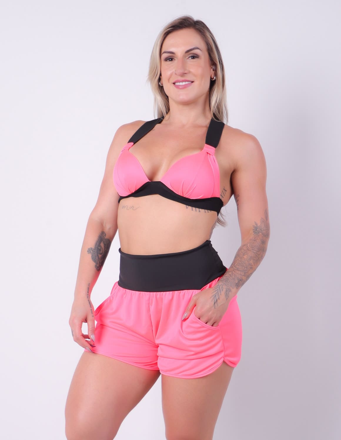 Conjunto Fitness em Dry Fit Rosa Neon com Short e Top com Bojo | Ref: 8.8.0212-3901