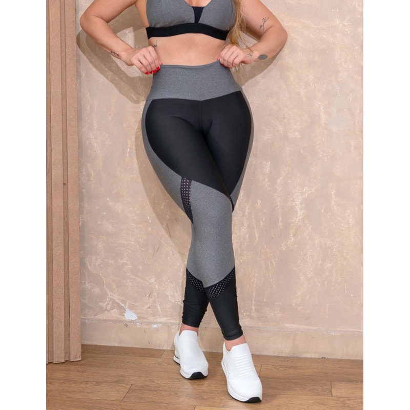 Calça Fitness Feminina com Recortes em Tela | Ref: 4.4.4411-0301