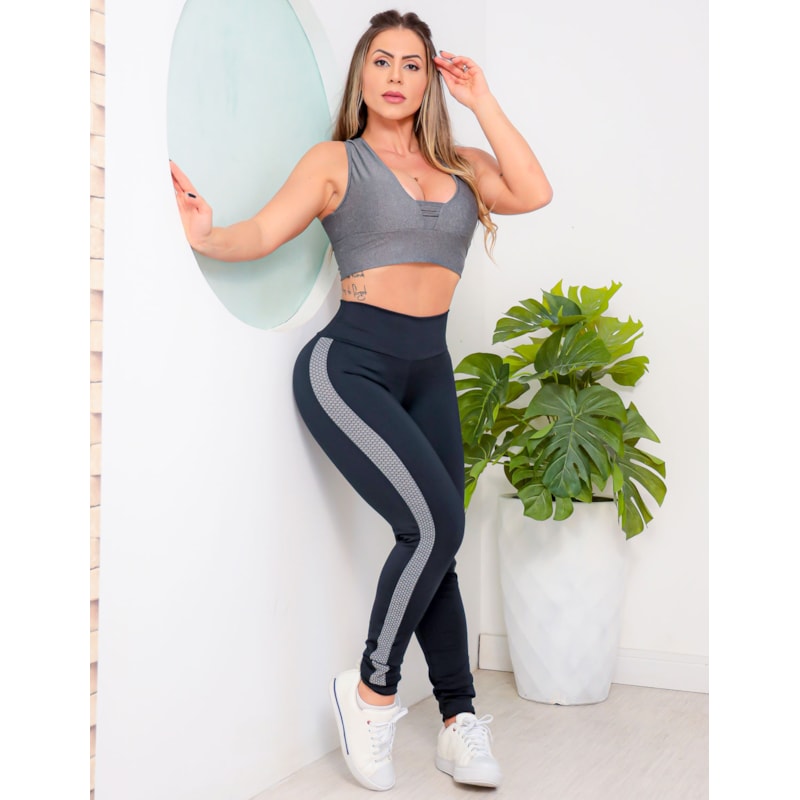 Conjunto Feminino em Suplex com Calça Punho e Cropped com Bojo Removível | Ref: 8.8.0222-3248