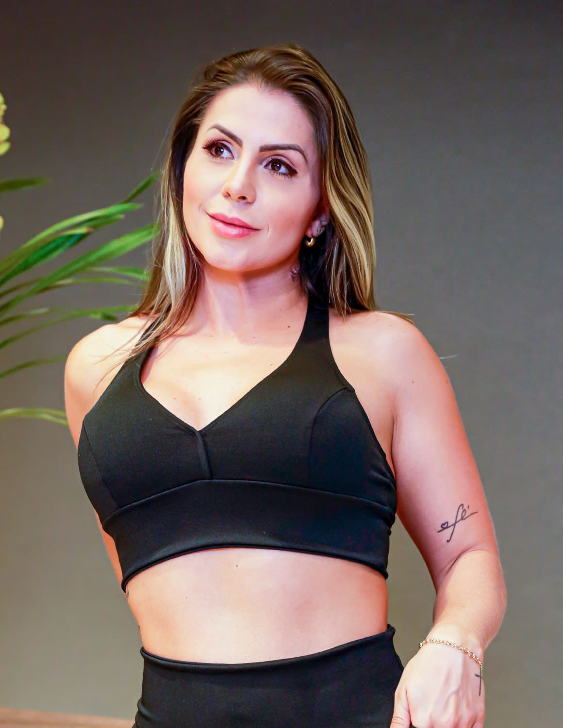 Cropped Feminino em Crepe com Bojo Removível | Ref: 3.3.2597-01