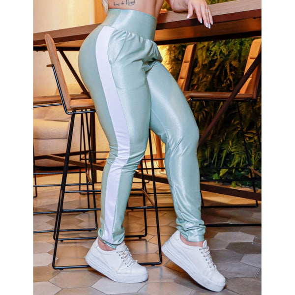 Calça Feminina Jogger com Bolsos nas Laterais | Ref: 3.3.2585-51