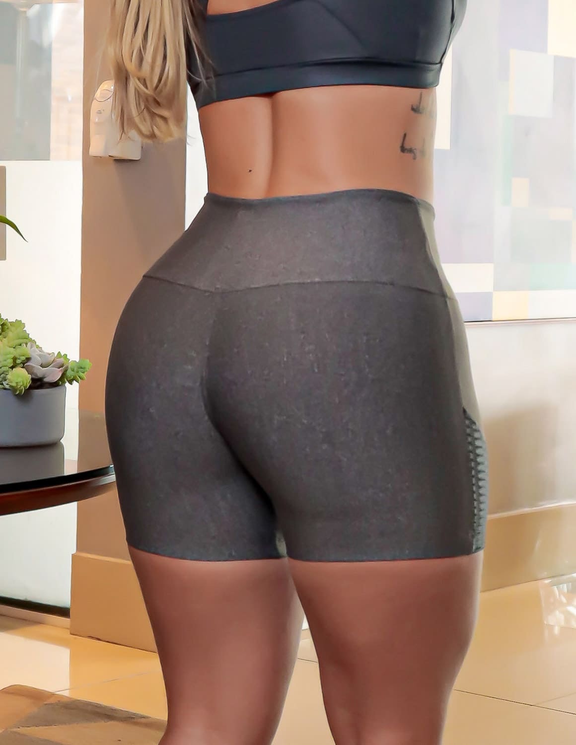Short Fitness com Recortes Texturizado nas Laterais Academia | Ref: 4.4.4459-0328