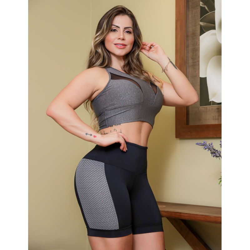 Short Fitness com Recorte em Jacquard nas Laterais e Barra