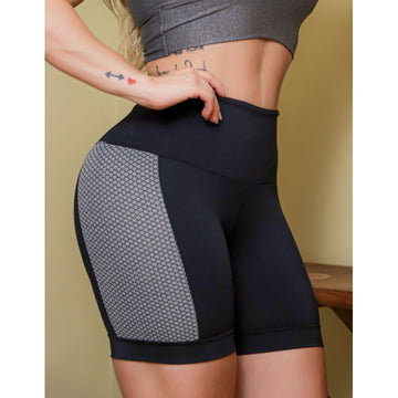 Short Fitness com Recorte em Jacquard nas Laterais e Barra