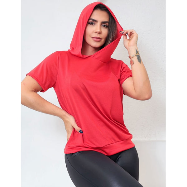 Camiseta Fitness Feminina em Dry Fit com Capuz Academia