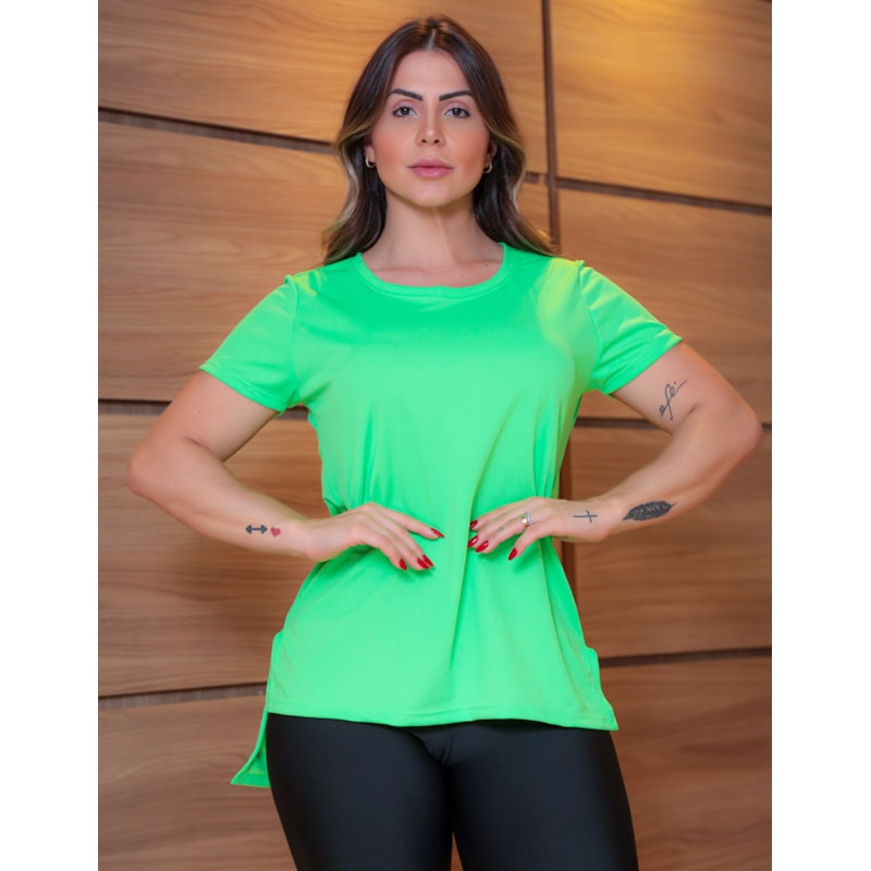 Camisa Mullet Academia em Tecido Furadinho Feminina