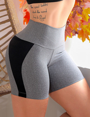 Short Fitness Feminino Suplex Para Academia com Recortes Laterais