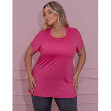 Camiseta Feminina Fitness Plus Size para Academia em Dry Fit Furadinho