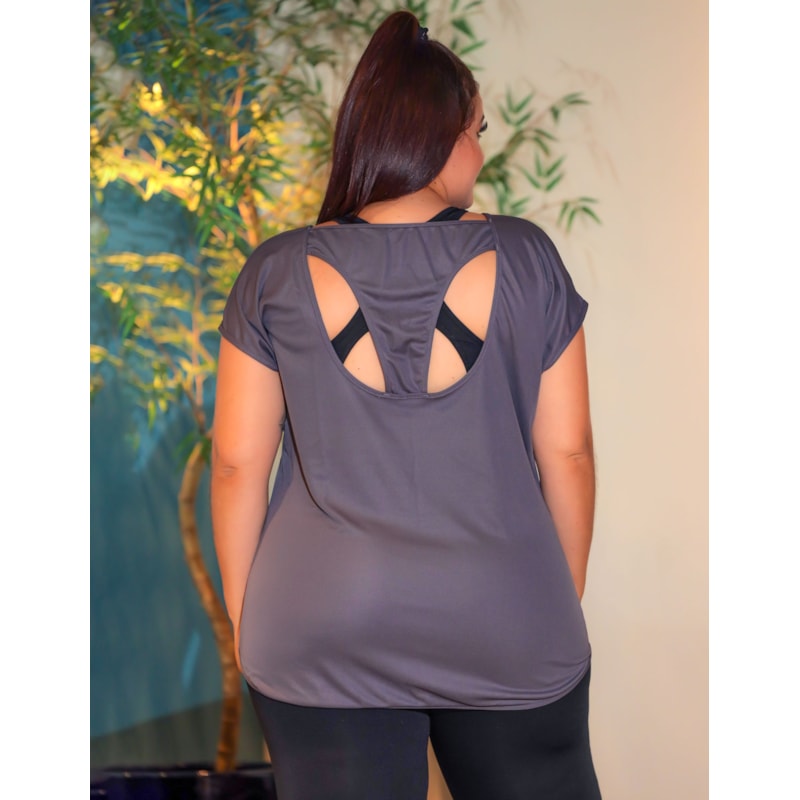 Camiseta Plus Size Feminina Esportiva  em Dry Fit Furadinho