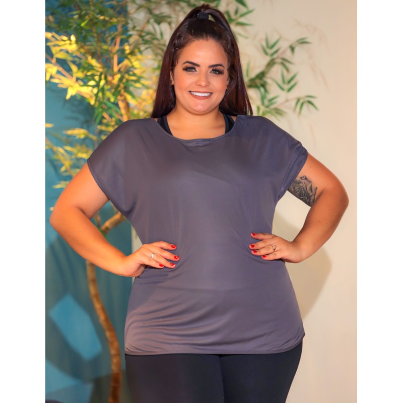 Camiseta Plus Size Feminina Esportiva  em Dry Fit Furadinho