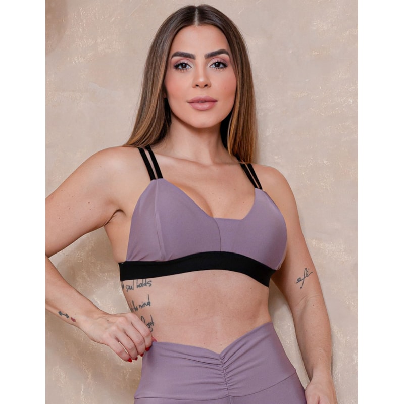 Conjunto Feminino com Top de Bojo Removível e Calça Valoriza Bumbum