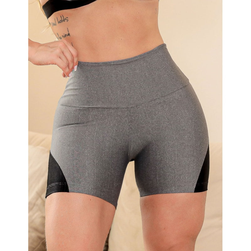 Short Feminino Fitness com Recortes nas Laterais para Academia