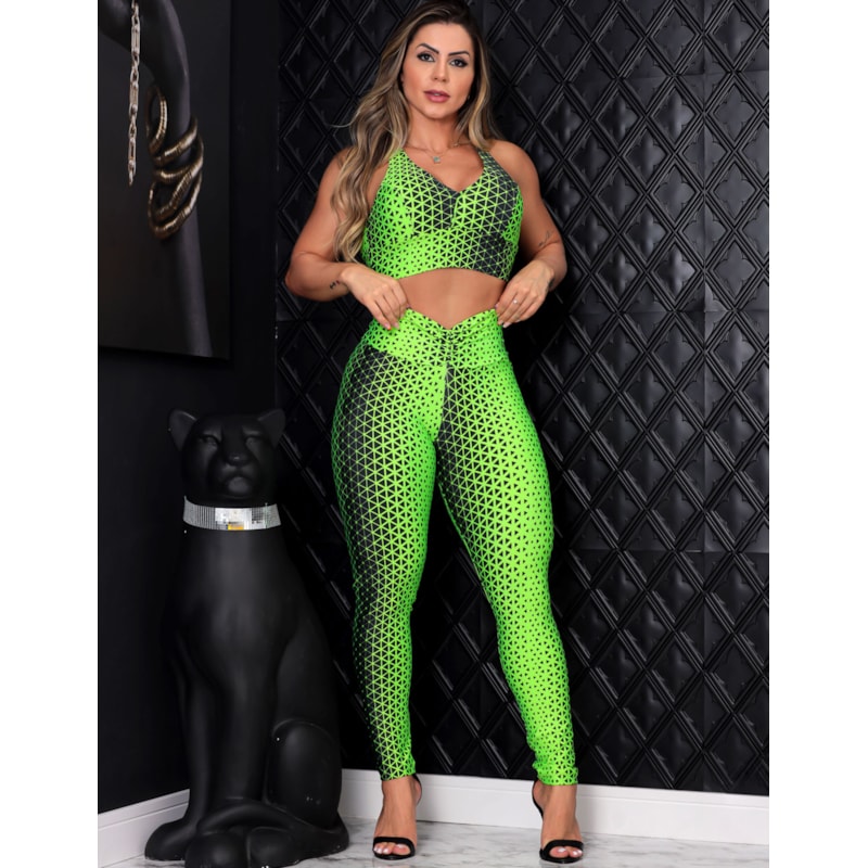 Conjunto Estampado para Academia Cropped com Bojo e Calça Empina Bumbum