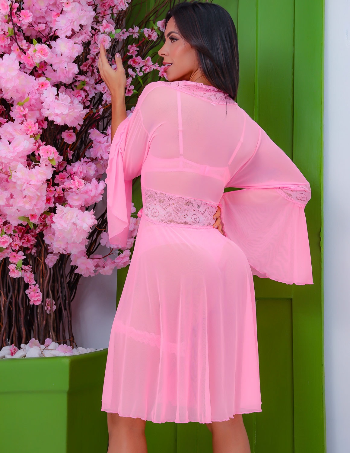 Conjunto Sensual de Lingerie em Renda e Tule Mais Robe Noite