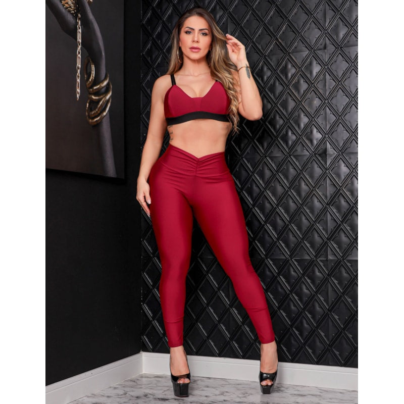 Conjunto Feminino Empina Bumbum com Legging e Top para Academia