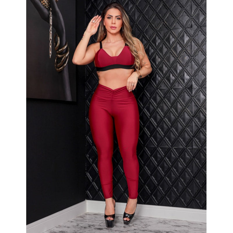 Conjunto Feminino Empina Bumbum com Legging e Top para Academia
