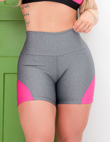 Short Fitness Feminino com Recortes Laterais para Academia