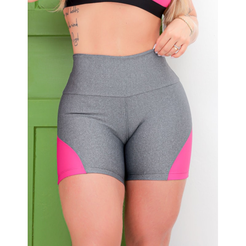 Short Fitness Feminino com Recortes Laterais para Academia
