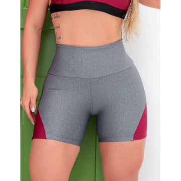 Shortinho de Ginástica Fitness para Mulheres com Recortes Laterais