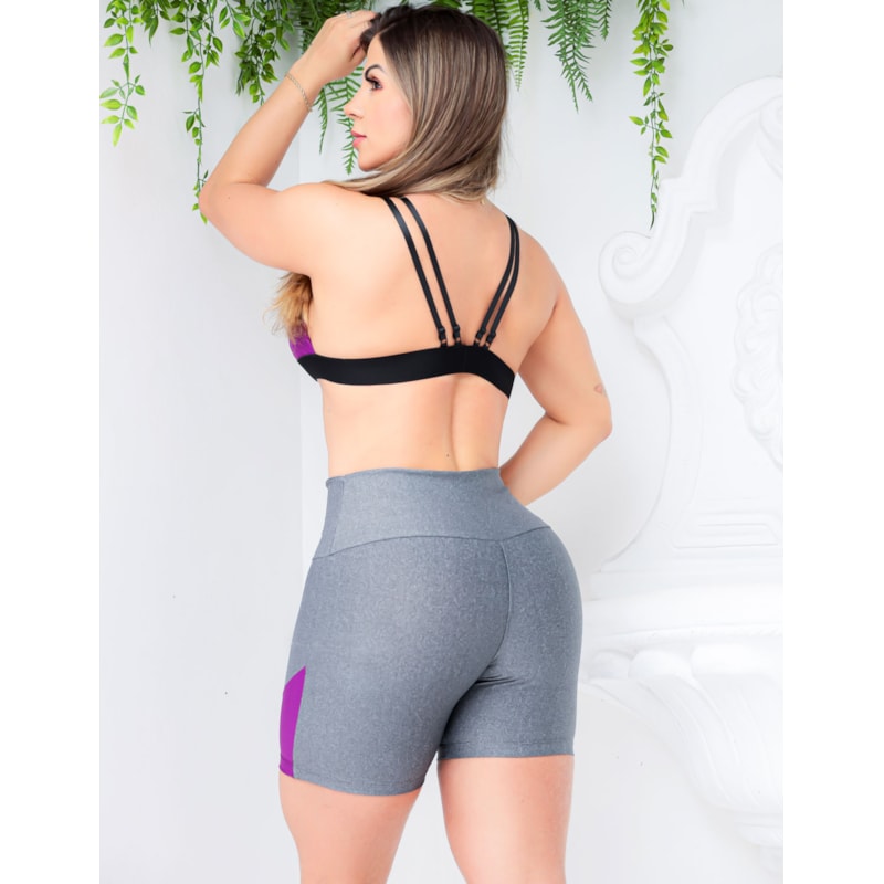 Conjunto Esportivo para Mulheres com Top e Short com Recortes nas Laterais