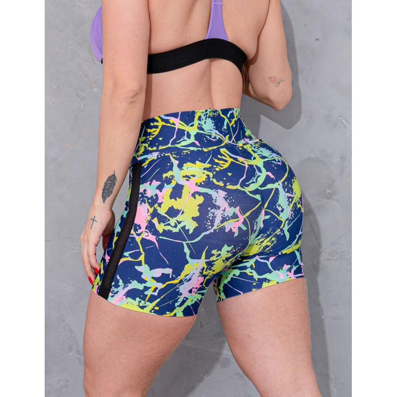 Short Feminino Estampado com Recortes nas Laterais em Tela para Academia