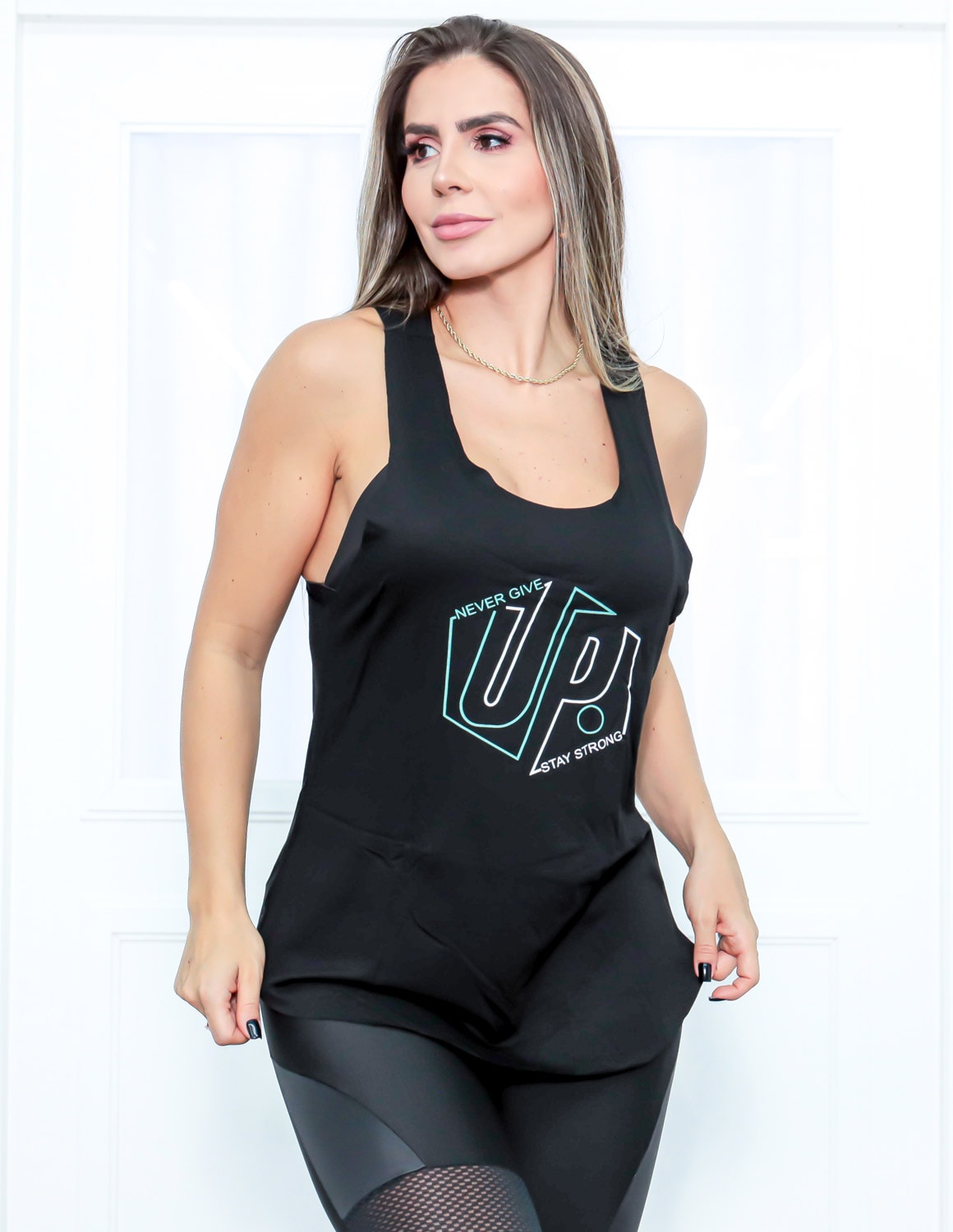 Regatinha Feminina Esportiva Estilo Nadador Academia ou Dia a Dia - NEVER GIVE UP STAY STRONG