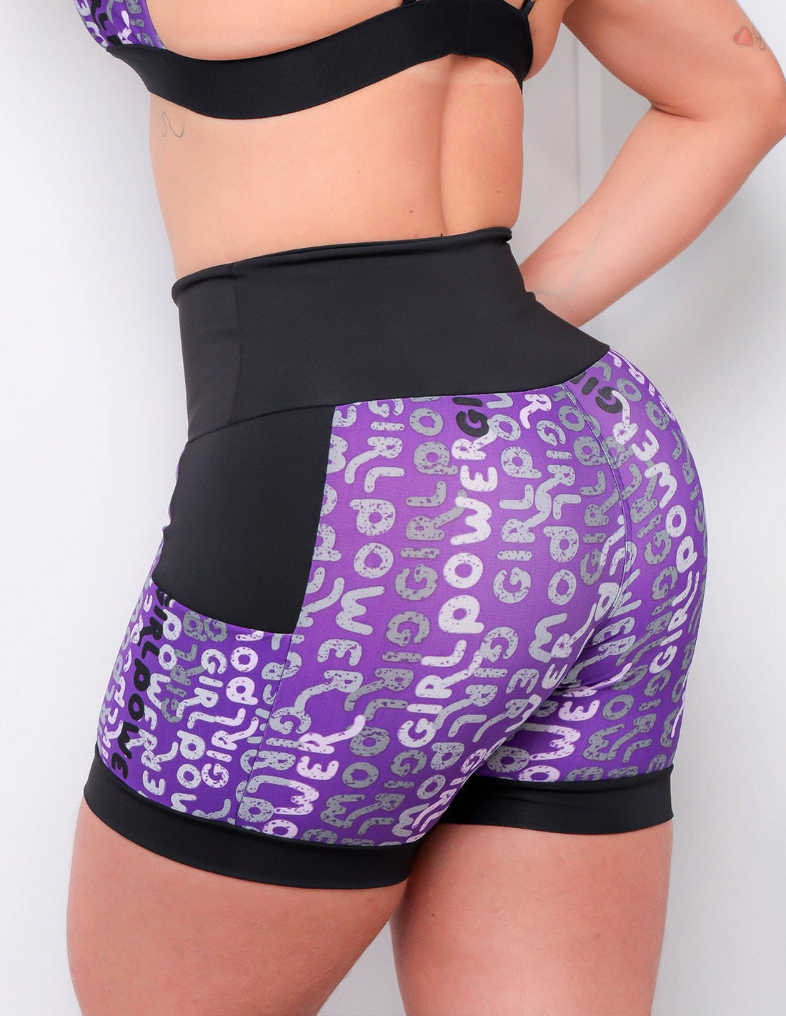 Shortinho Feminino Academia Fitness Estampado Cós Alto e Bolsos