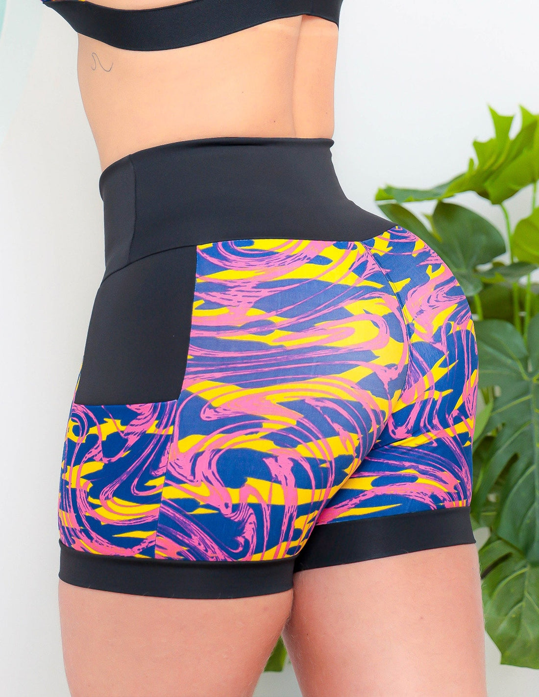 Shortinho Feminino Academia Fitness Estampado Cós Alto e Bolsos