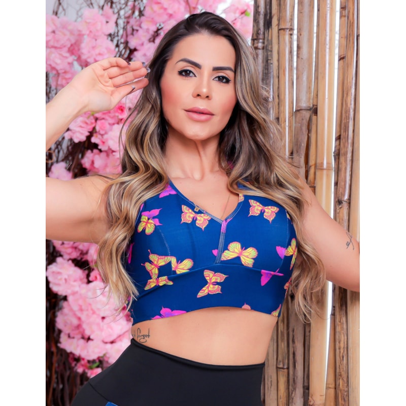 Conjunto Fitness Short com Bolsos Laterais e Cropped Estilo Nadador