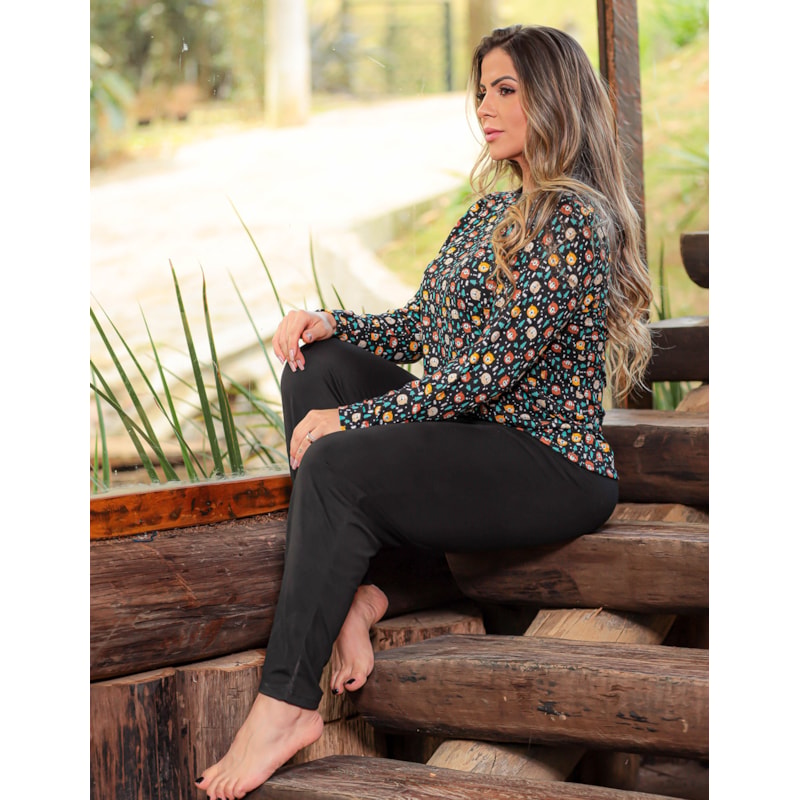 Pijama Feminino Estampado com Blusa Manga Longa e Calça