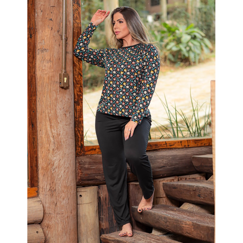 Pijama Feminino Estampado com Blusa Manga Longa e Calça