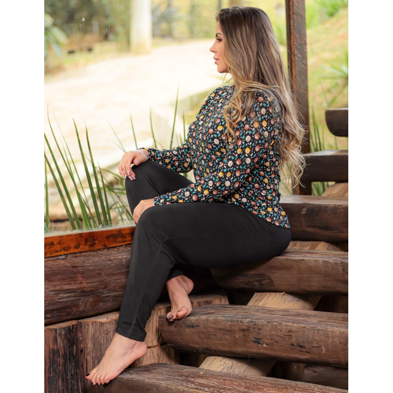 Pijama Feminino Estampado com Blusa Manga Longa e Calça