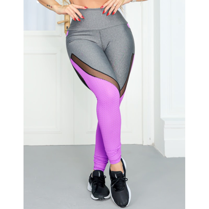 Calça Legging Feminina com Bolsos e Recortes nas Pernas