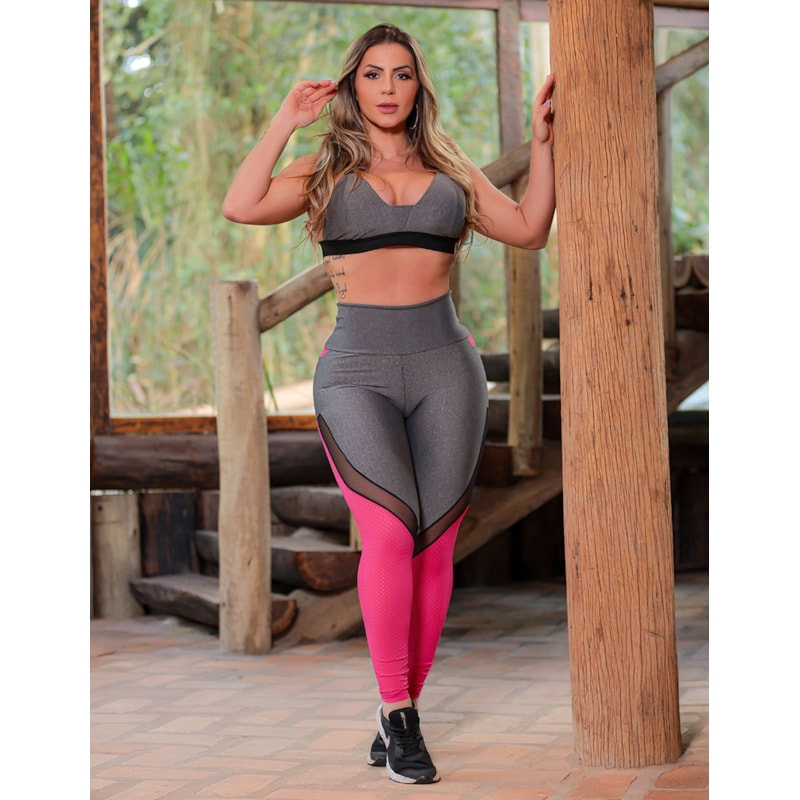 Conjunto Esportivo Feminino Calça com Bolsos Laterais e Top com Bojo