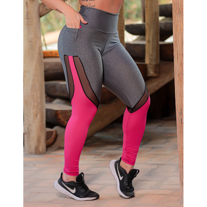 Conjunto Esportivo Feminino Calça com Bolsos Laterais e Top com Bojo