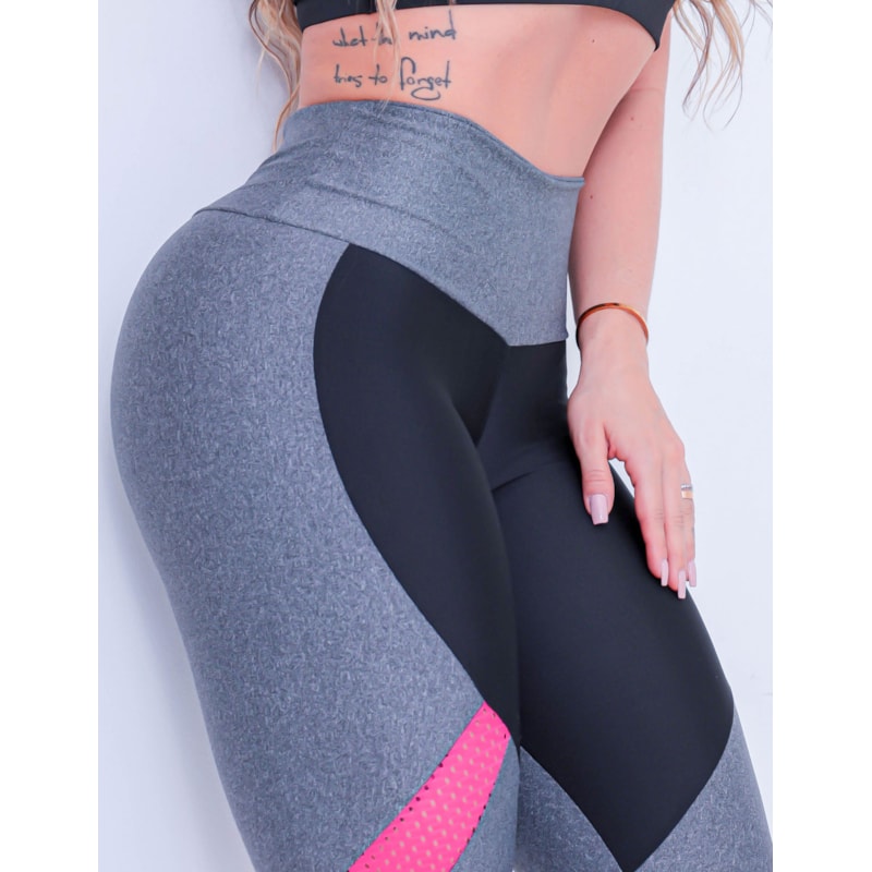 Legging Feminina Fitness com Recortes em Tela