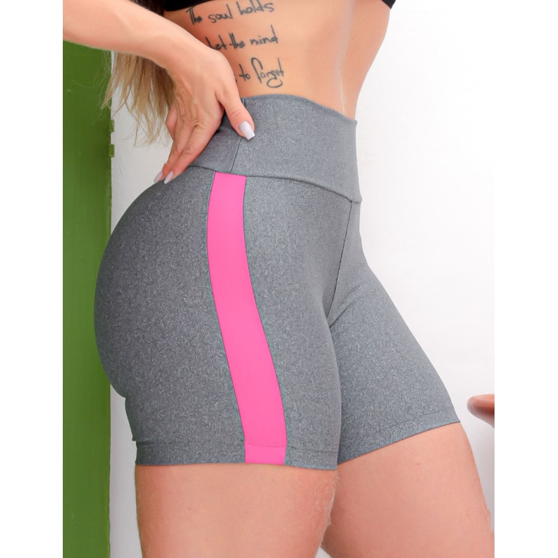 Short Feminino para Academia com Detalhe nas Laterais