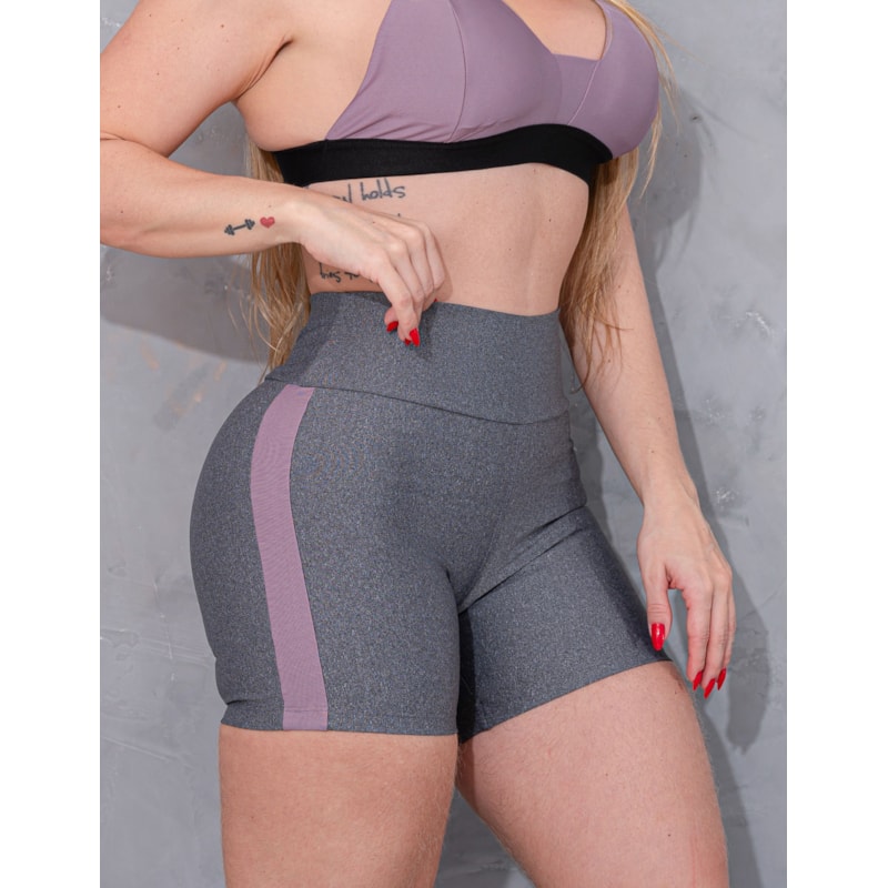 Shortinho Fitness Feminino com Recorte nas Laterais para Academia
