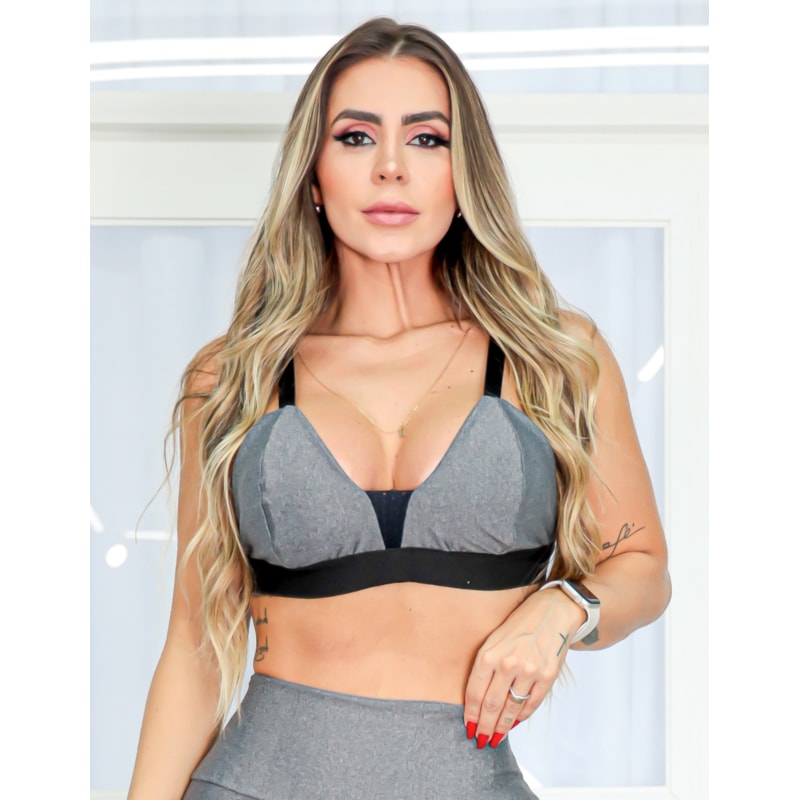 Conjunto Feminino para Academia com Cropped Tela com Bojo Removível e Shortinho
