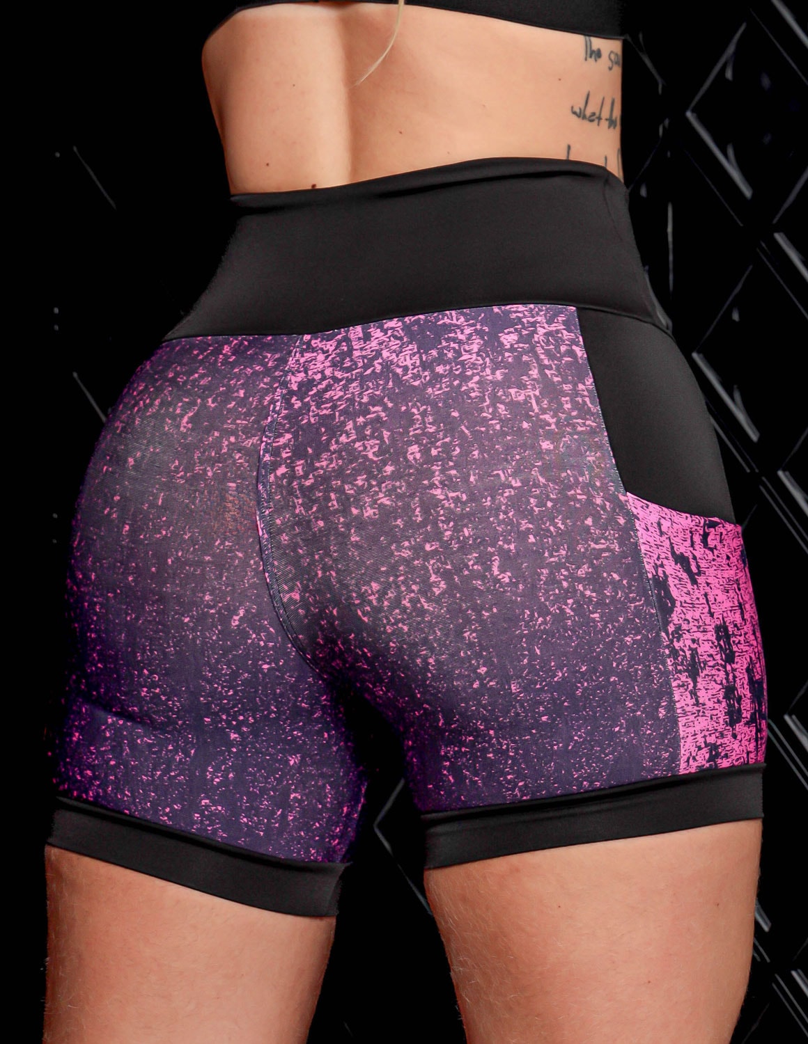 Shortinho Feminino Academia Fitness Estampado Cós Alto e Bolsos