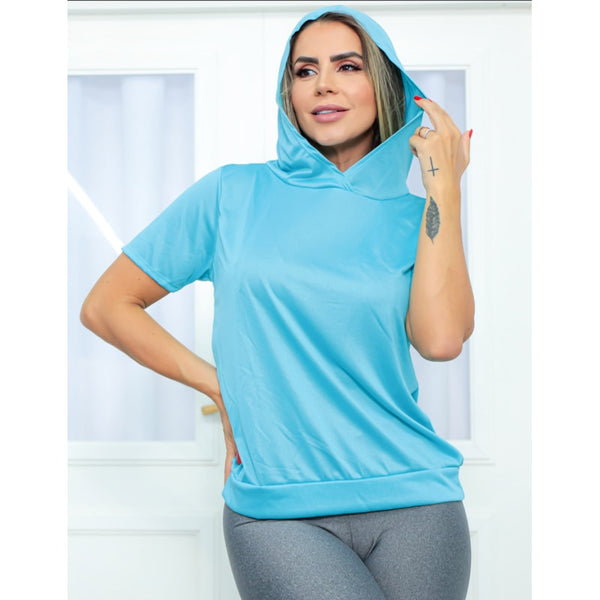 Blusa Fitness Feminina em Dry Fit com Capuz
