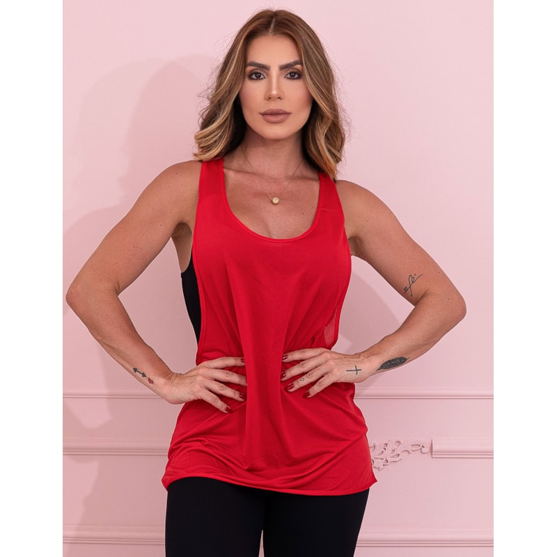 Camiseta Cavada Feminina para Academia em Dry Fit Furadinha