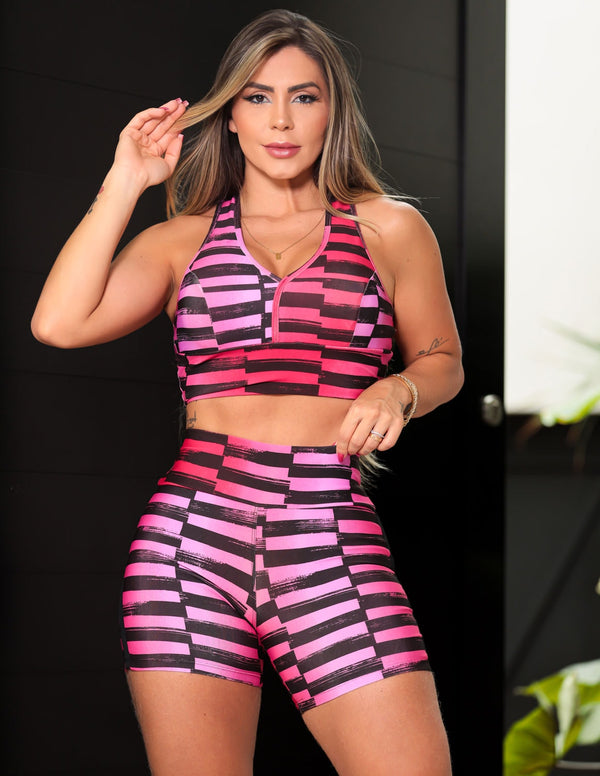 Conjunto Feminino Esportivo Estampado Short e Cropped com Bojo