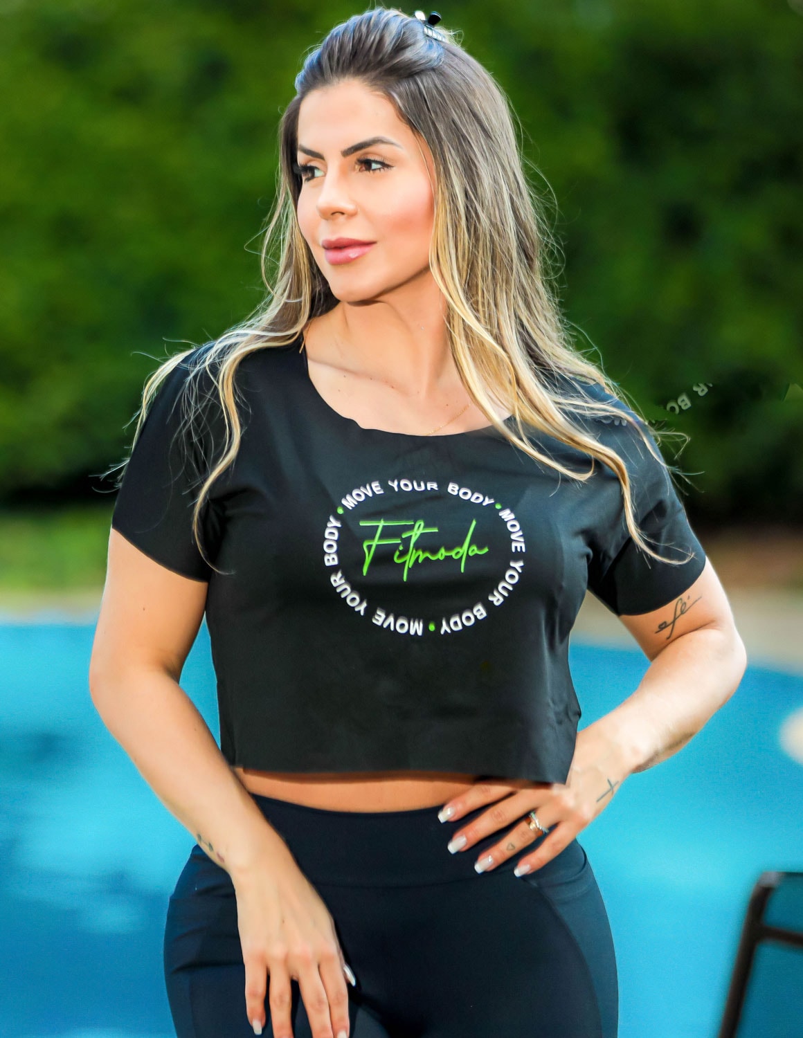 Kit com 3 Croppeds Camiseta Feminina com Manguinhas e Estampa - MOVE YOUR BODY