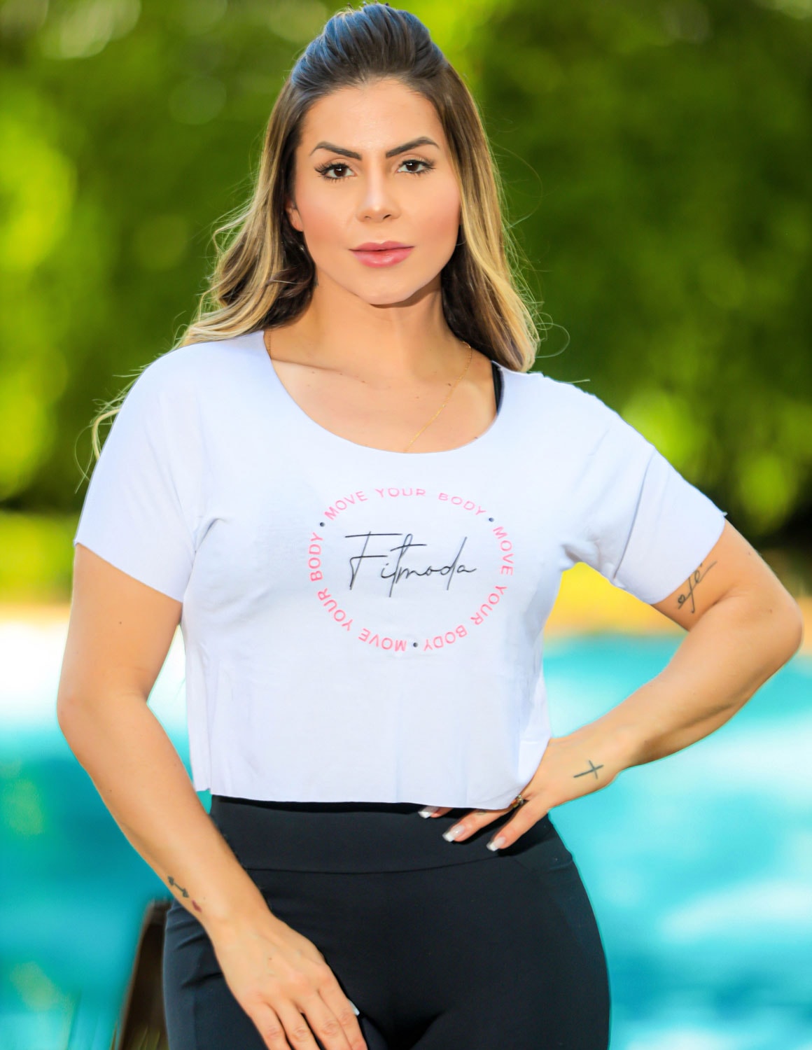 Kit com 3 Croppeds Camiseta Feminina com Manguinhas e Estampa - MOVE YOUR BODY