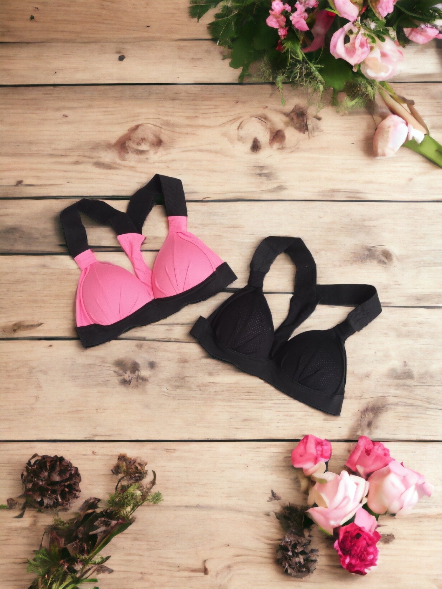 Kit com 2 Tops Feminino em Dry Fit com Bojo Estruturado